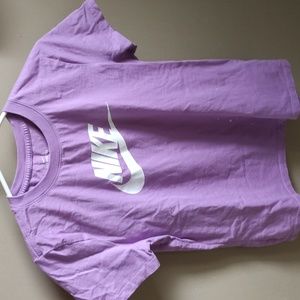 Nike T shirt women size L purple